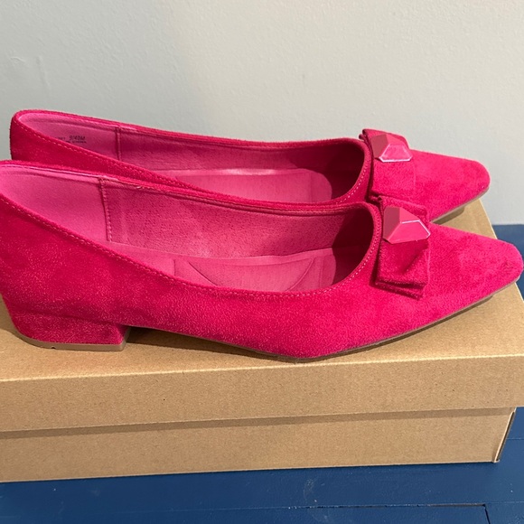 CL by Laundry Shoes - CL by Laundry Fuchsia Suede Pointed Toe Low Block Heels with Bow